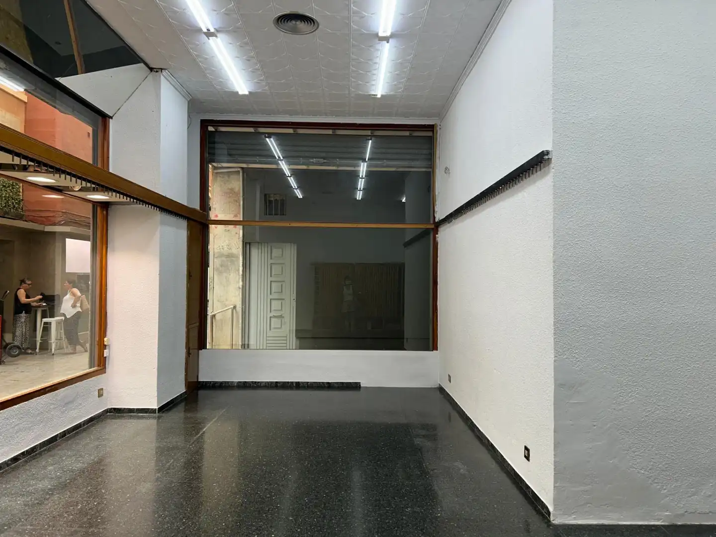 Local comercial de lloguer a Calle Calle O'Donnell, imagen 3