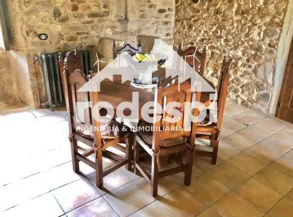 Menjador de Casa o xalet en venda en Curtis amb Calefacció, Traster i Piscina