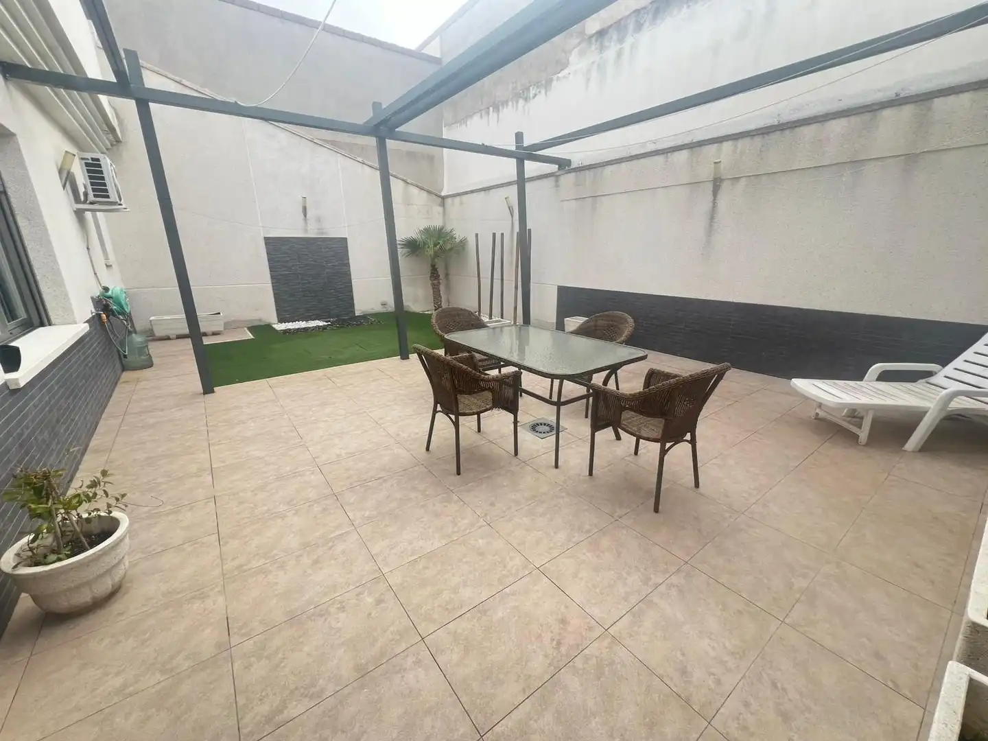 Reihenhaus mit Garten zum Verkauf in Calle avenida europa, imagen 2