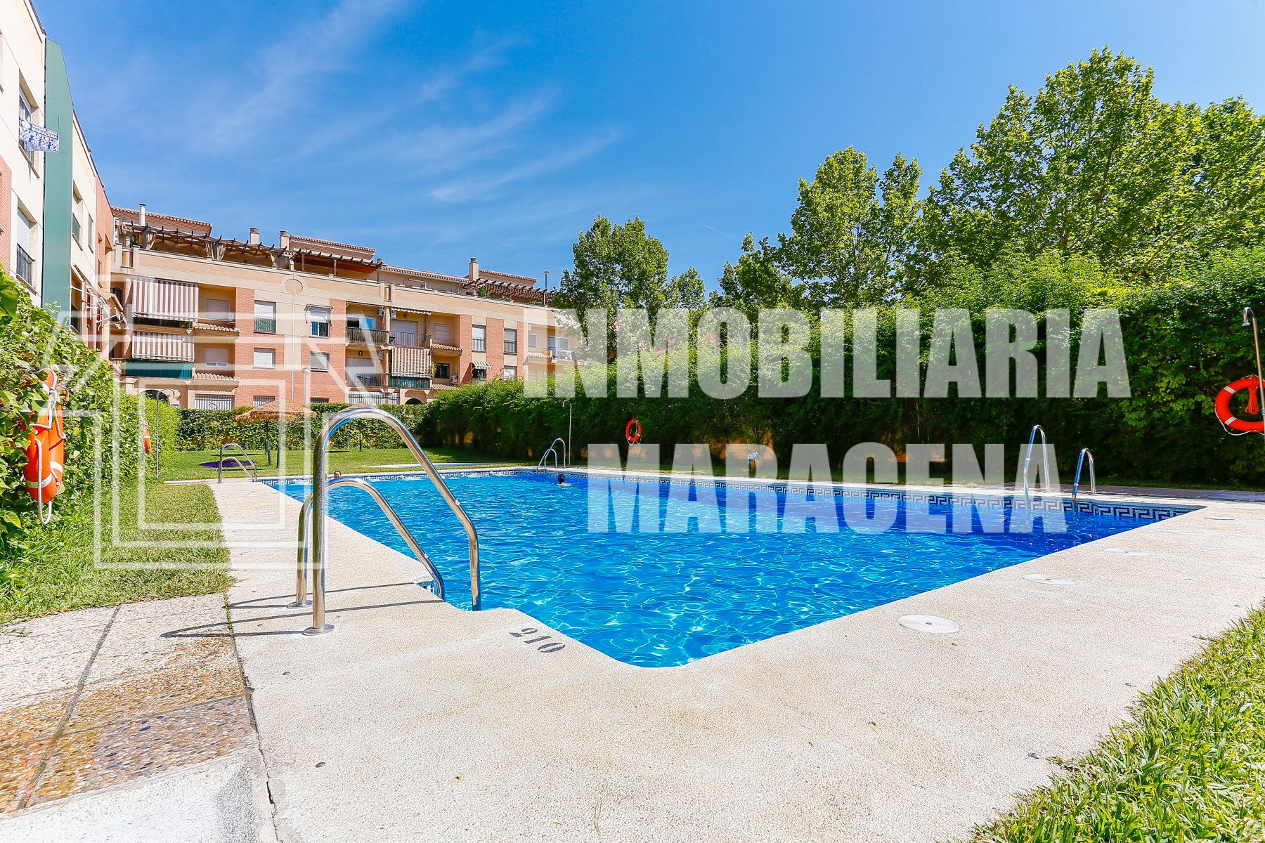 Piscina de Pis en venda en Maracena amb Calefacció, Terrassa i Piscina