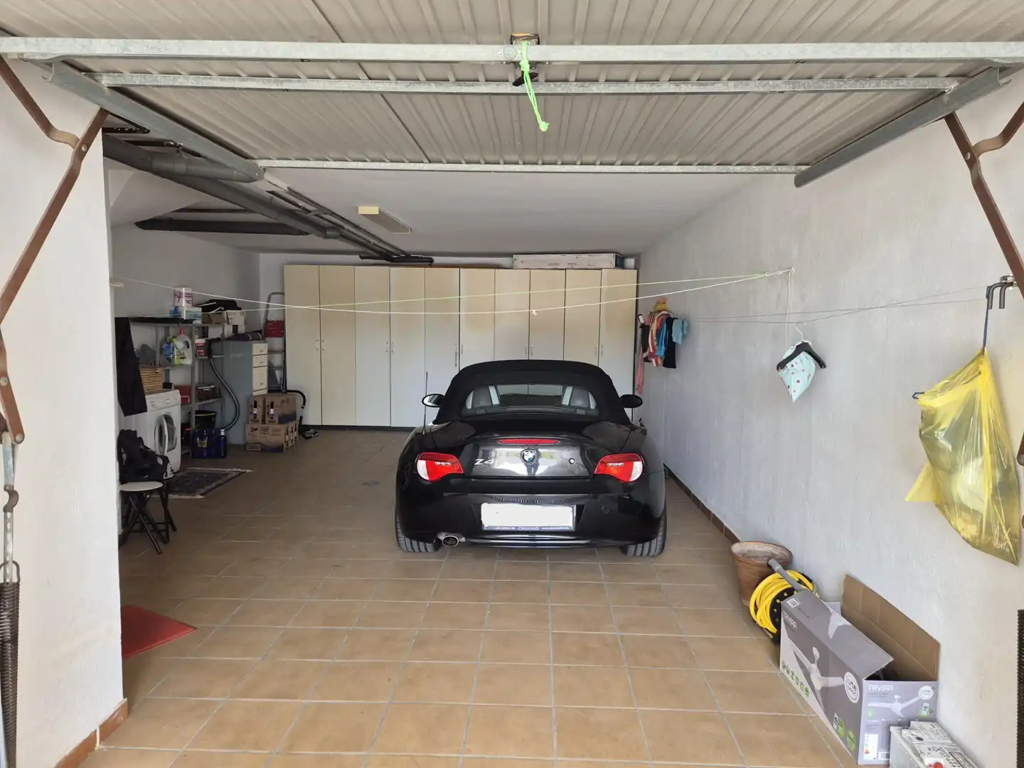 Parking de Casa adosada en venta en Almuñécar con Terraza, Balcón y Piscina comunitaria