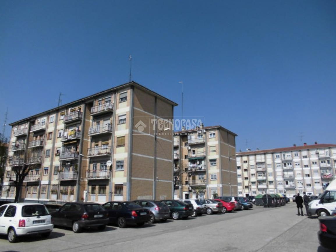Vista exterior de Pis en venda en  Zaragoza Capital amb Calefacció, Parquet i Balcó