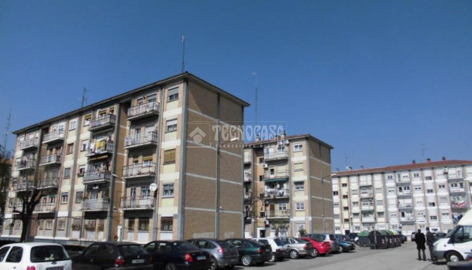 Photo 1 of Flat for sale in Arrabal, Zaragoza