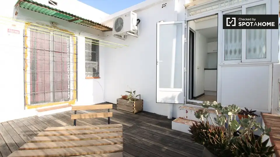 Flat for rent in El Raval
