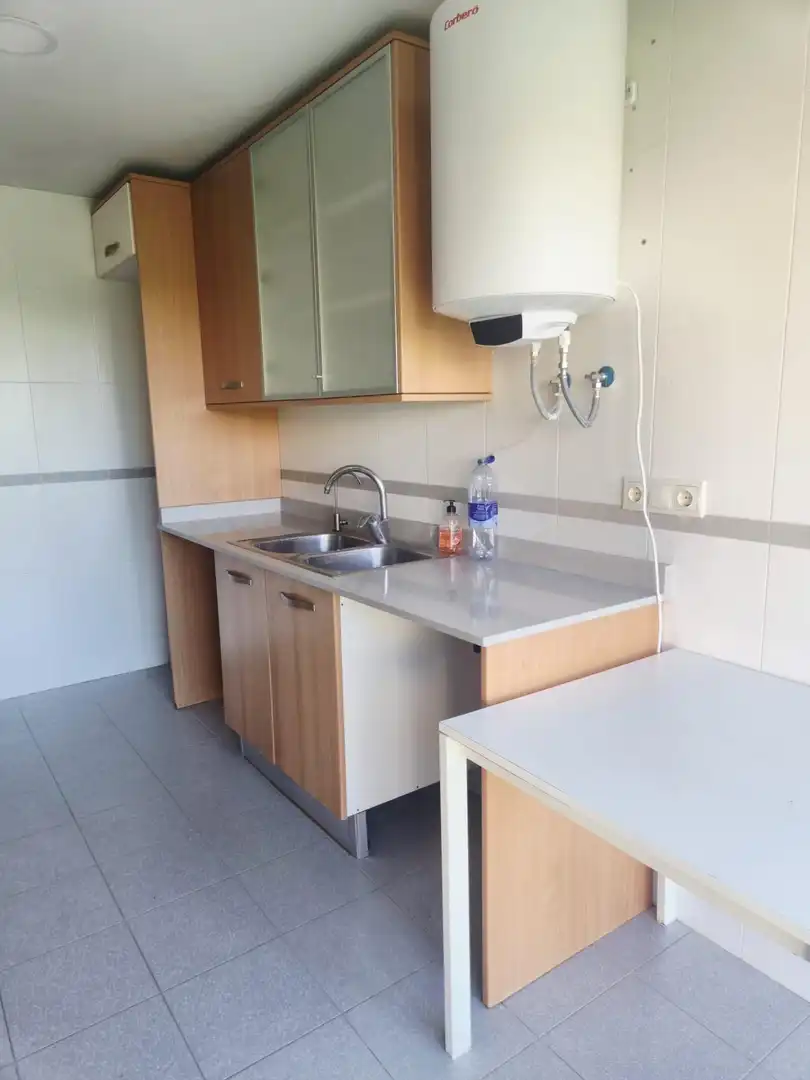 Cocina de Piso de alquiler en Aldaia con Aire acondicionado, Trastero y Piscina comunitaria