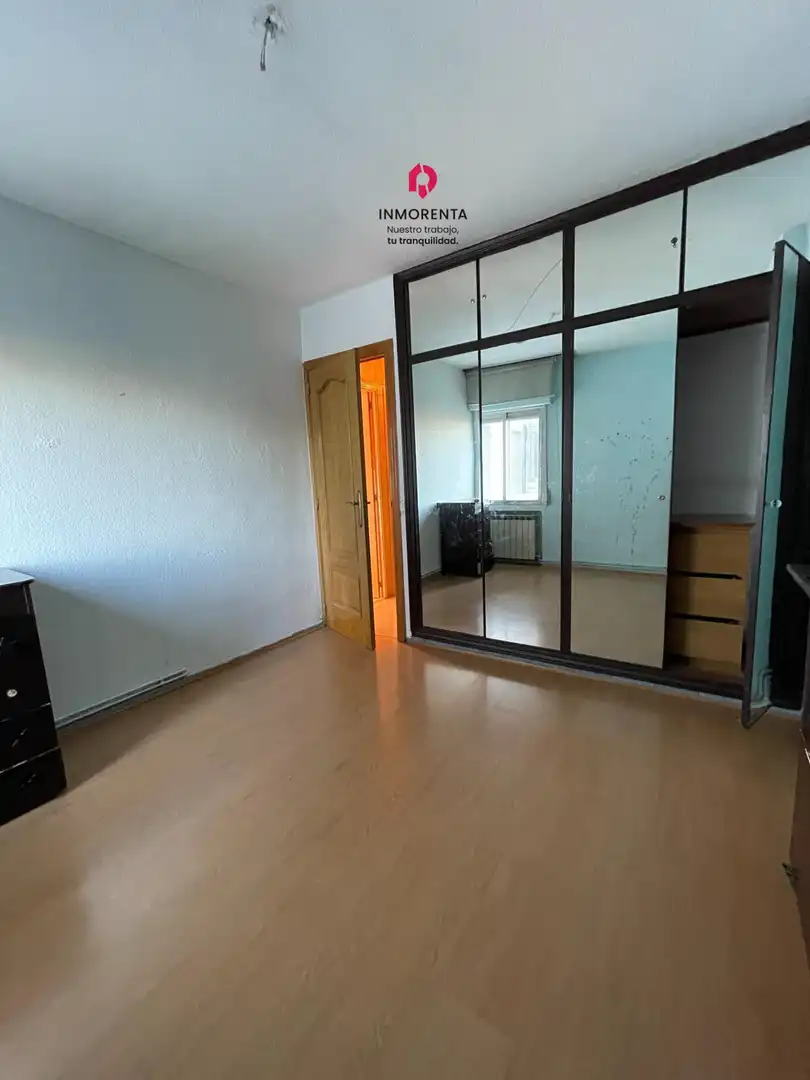 Habitación de Piso en venta en Fuenlabrada con Calefacción y Jardín privado