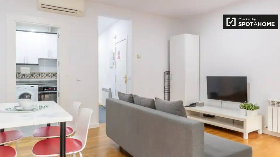 Piso con terraza en alquiler en Centro