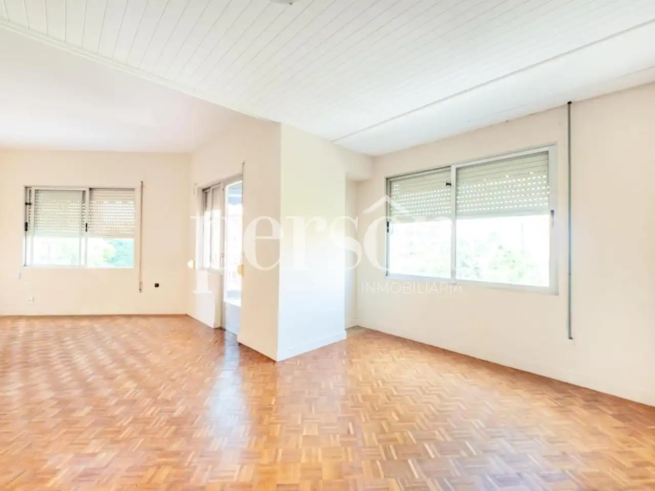 Bedroom of Flat for sale in Valencia  with Parquet flooring and Balcony