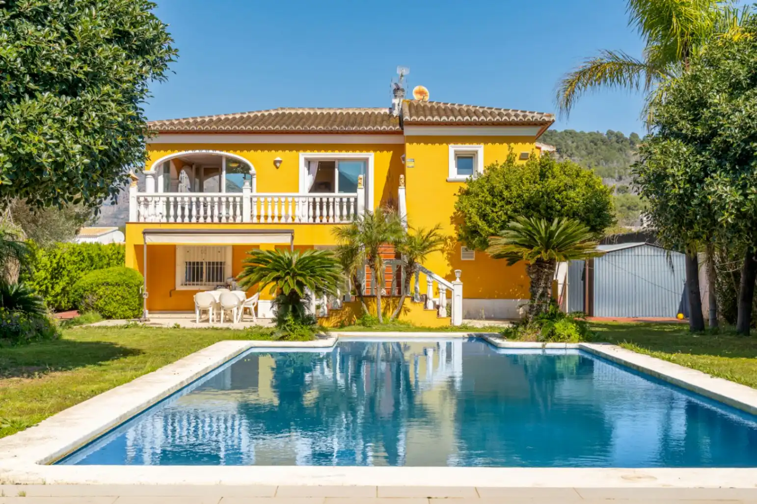 Chalet con jardín en venta en Montañar - El Arenal