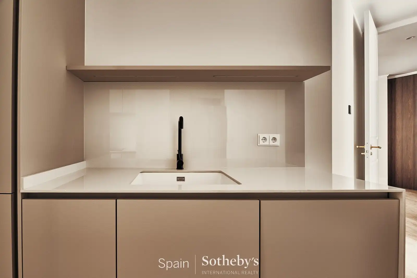 Kitchen of Apartments for sale in Madrid  with Air Conditioner, Heating and Terrace