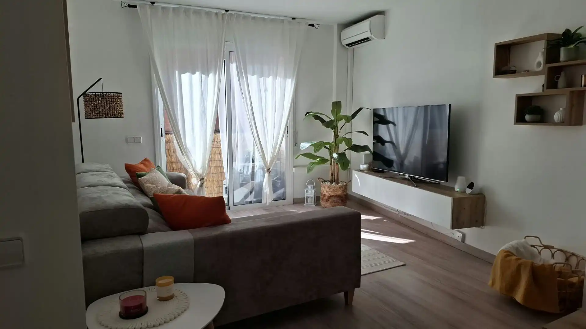 Living room of Flat for sale in Vallirana  with Air Conditioner, Heating and Terrace