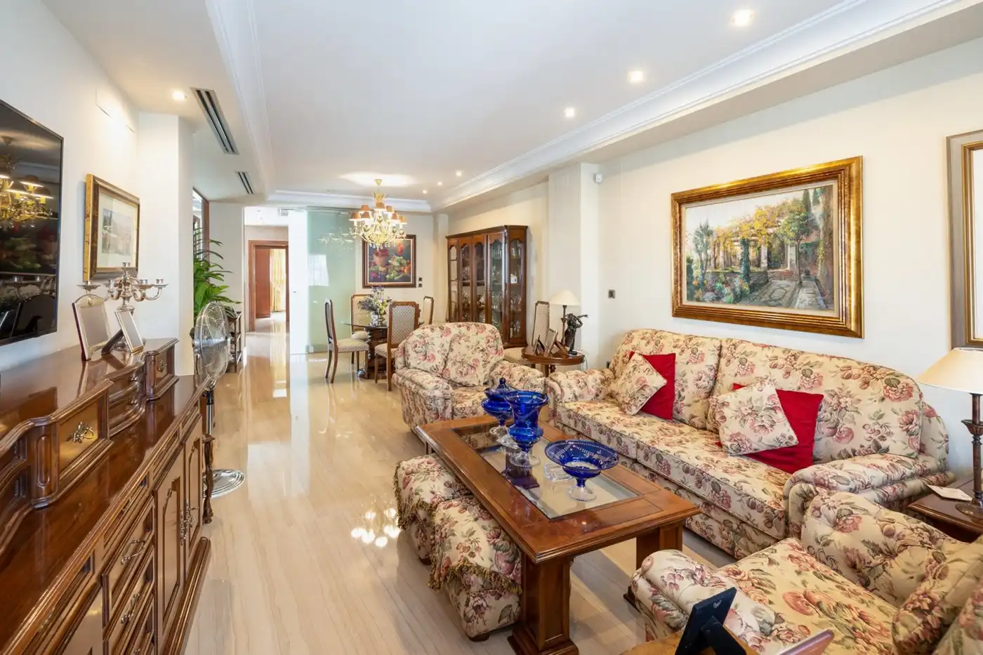 Living room of Houses for sale in Granada  with Air Conditioner, Heating and Terrace