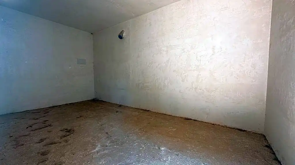 Local commercial à vendre à Calle Isaac Albeniz, imagen 4