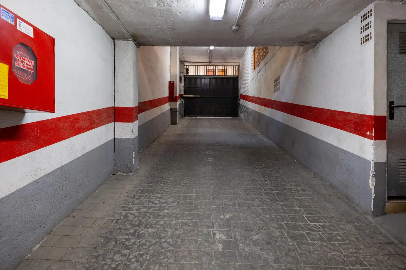 Flat for sale in Granada