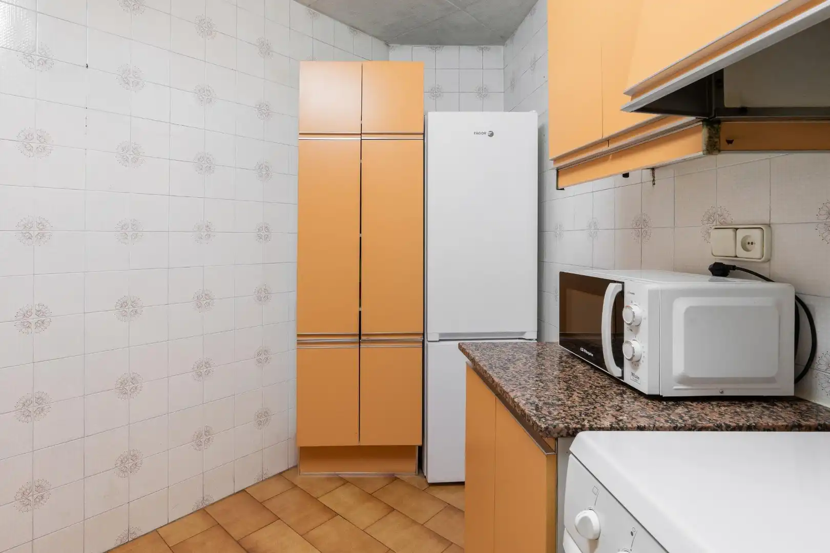 Küche von Wohnung zum Verkauf in Barcelona mit Heizung und Alarm