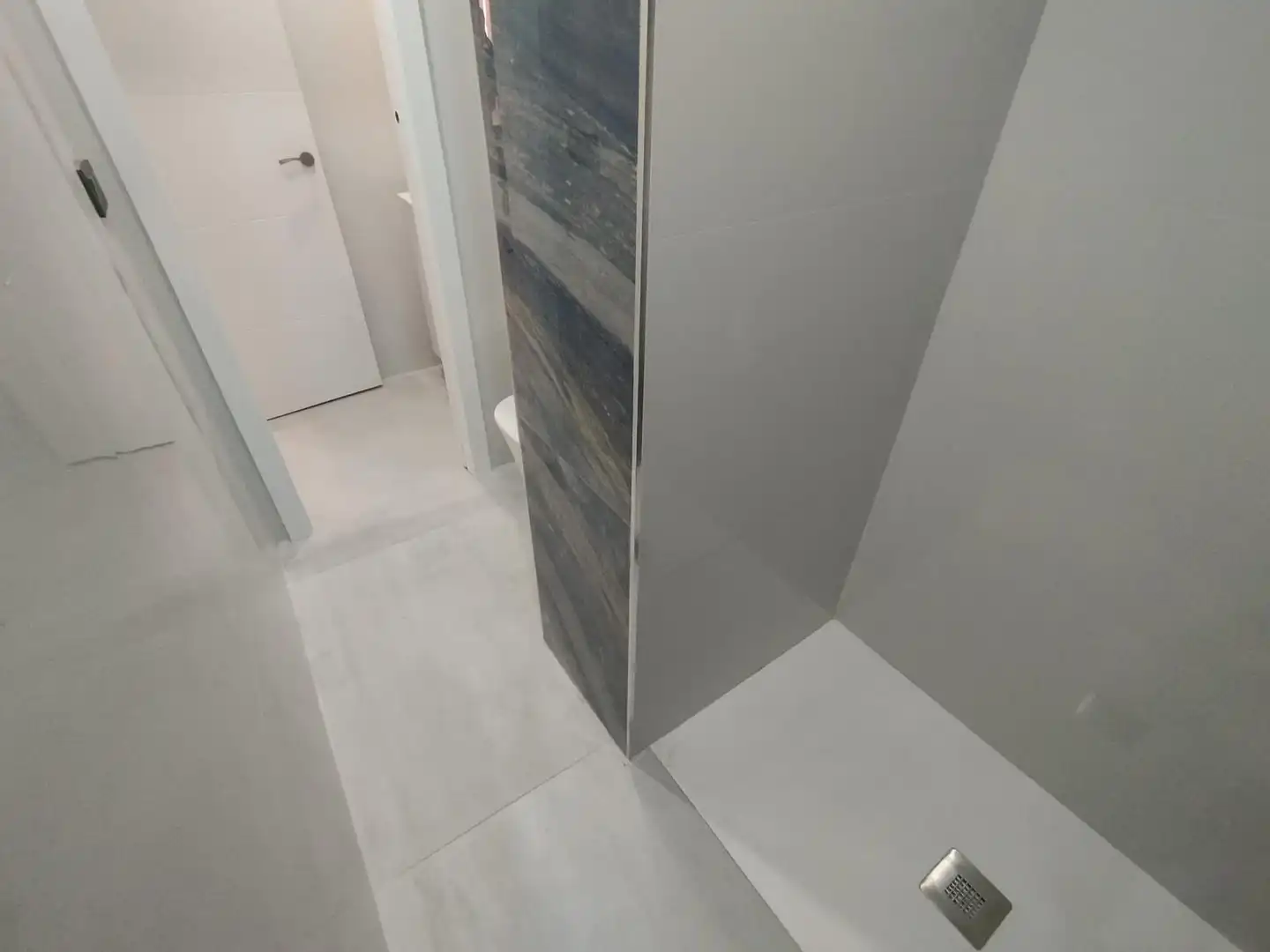 Badezimmer von Loft zum Verkauf in Córdoba mit Heizung und Möbliert