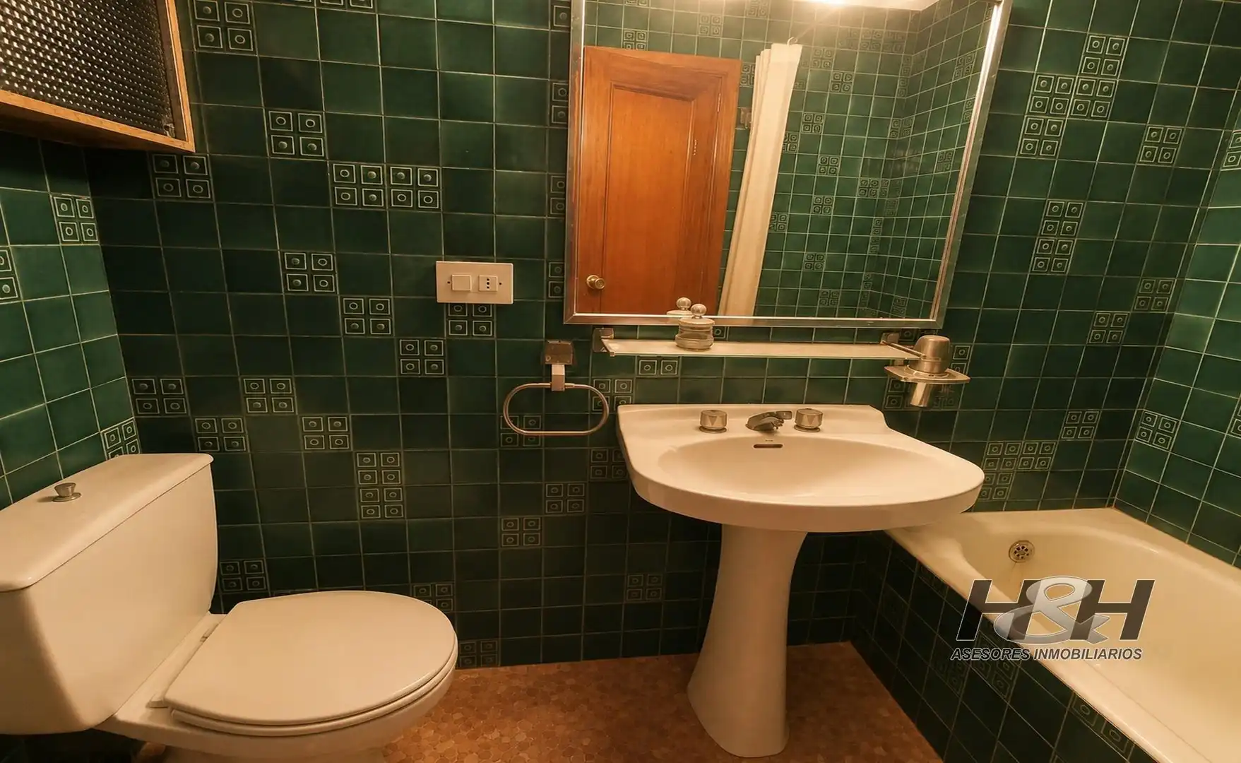 Baño de Piso en venta en Náquera con Jardín privado, Terraza y Balcón