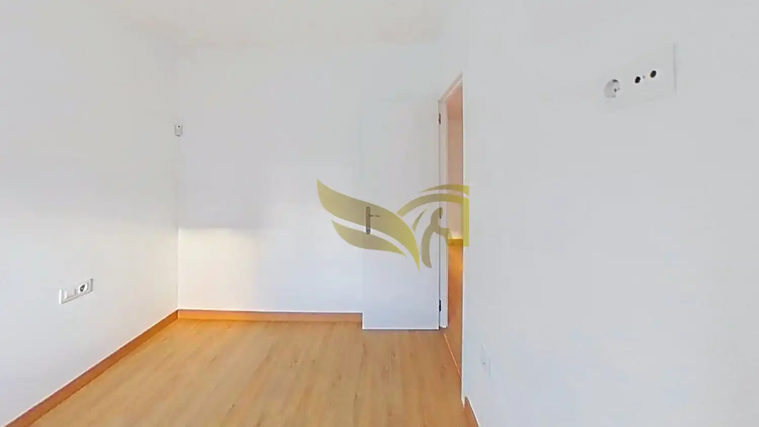 Wohnung zum Verkauf in Sevilla mit Heizung, Möbliert und Ofen