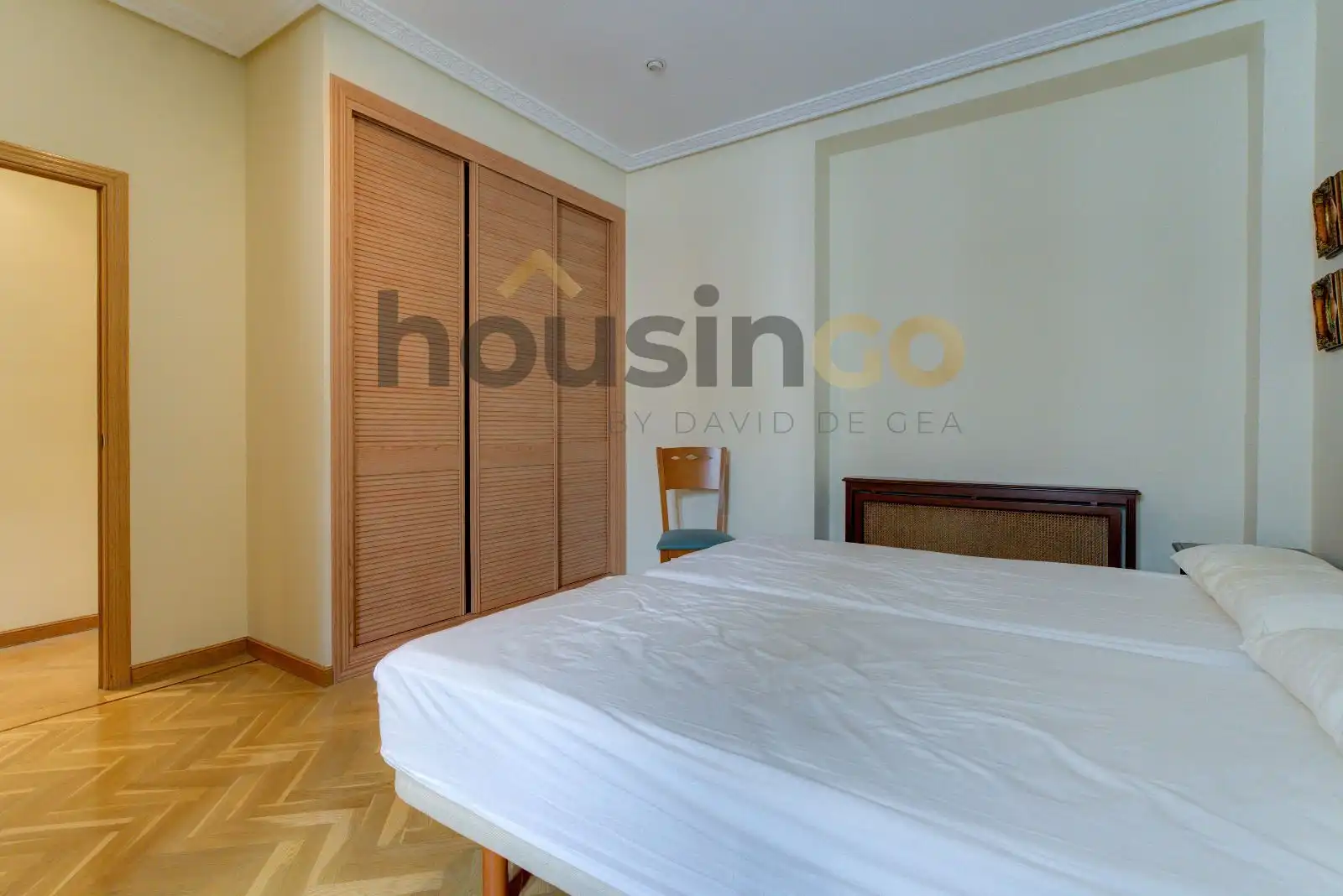 Bedroom of Flat for rent in Madrid  with Air Conditioner, Heating and Parquet flooring