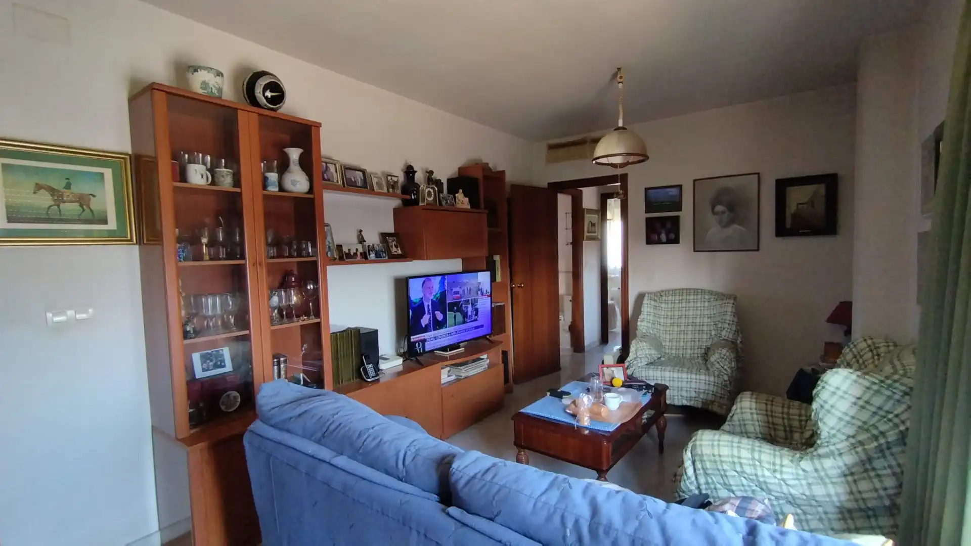 Sala de estar de Piso en venta en Mairena del Aljarafe con Amueblado y Lavadora