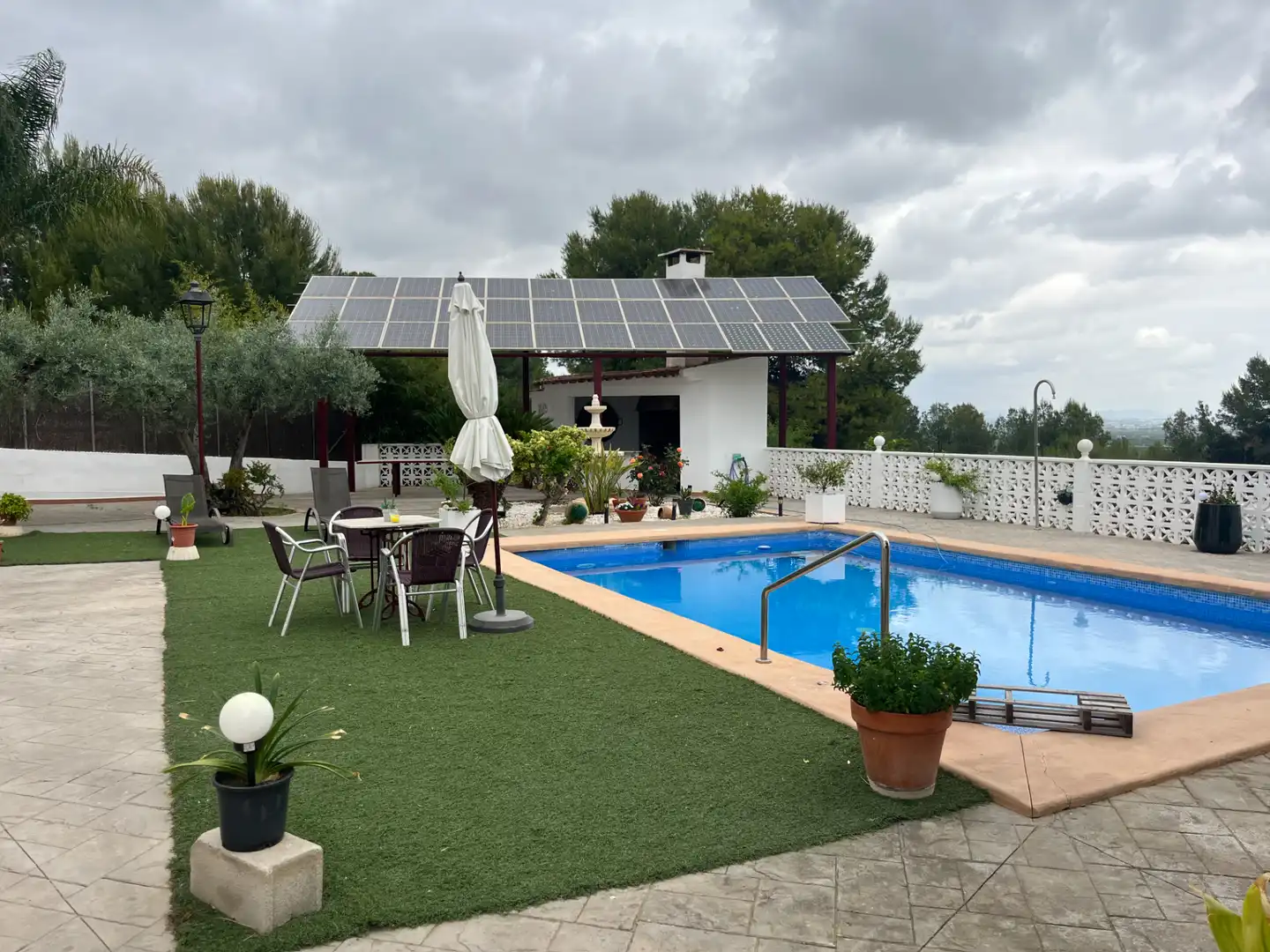 Piscina de Casa o chalet en venta en Chiva con Aire acondicionado, Jardín privado y Terraza