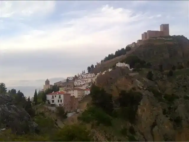 Vista exterior de Casa o xalet en venda en Segura de la Sierra amb Balcó