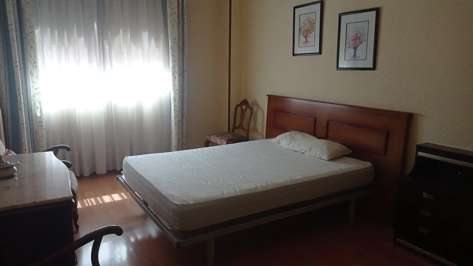 Habitación de Casa adosada en venta en Monzón con Aire acondicionado, Calefacción y Terraza