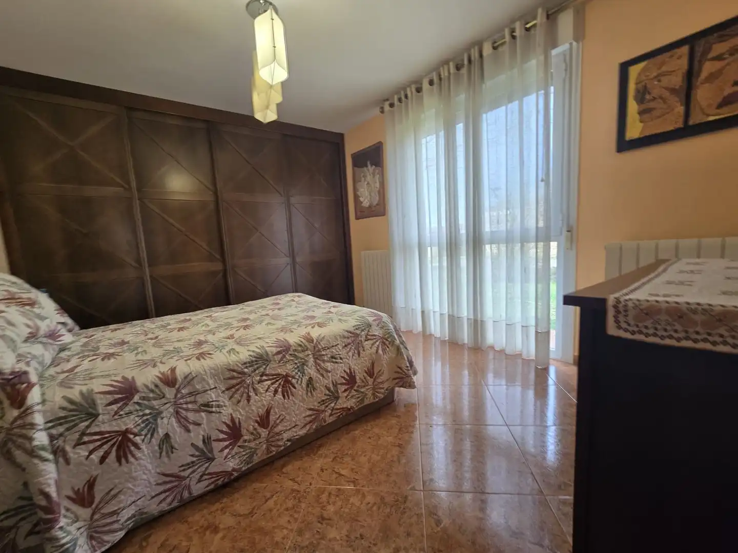 Schlafzimmer von Haus oder Chalet zum Verkauf in Clavijo mit Heizung, Privatgarten und Terrasse
