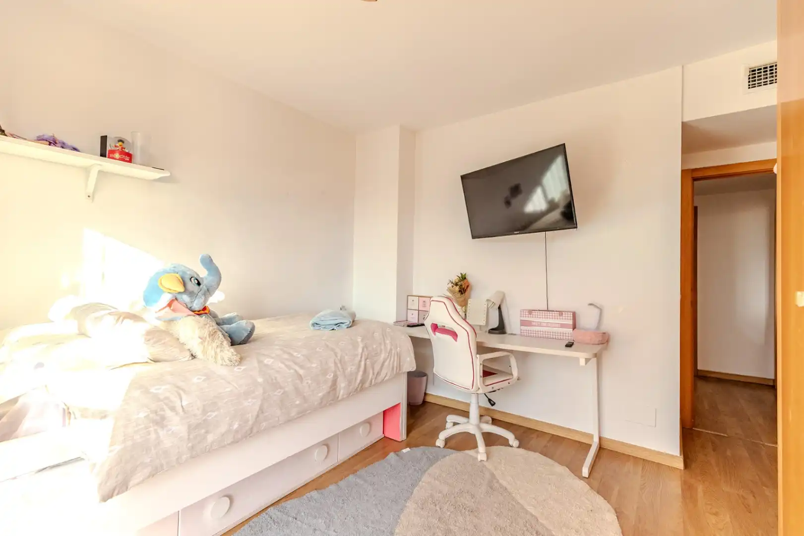 Bedroom of Attic for sale in Marbella  with Air Conditioner, Heating and Terrace