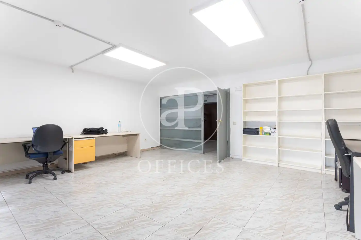 Büro zum Verkauf in Barcelona mit Heizung