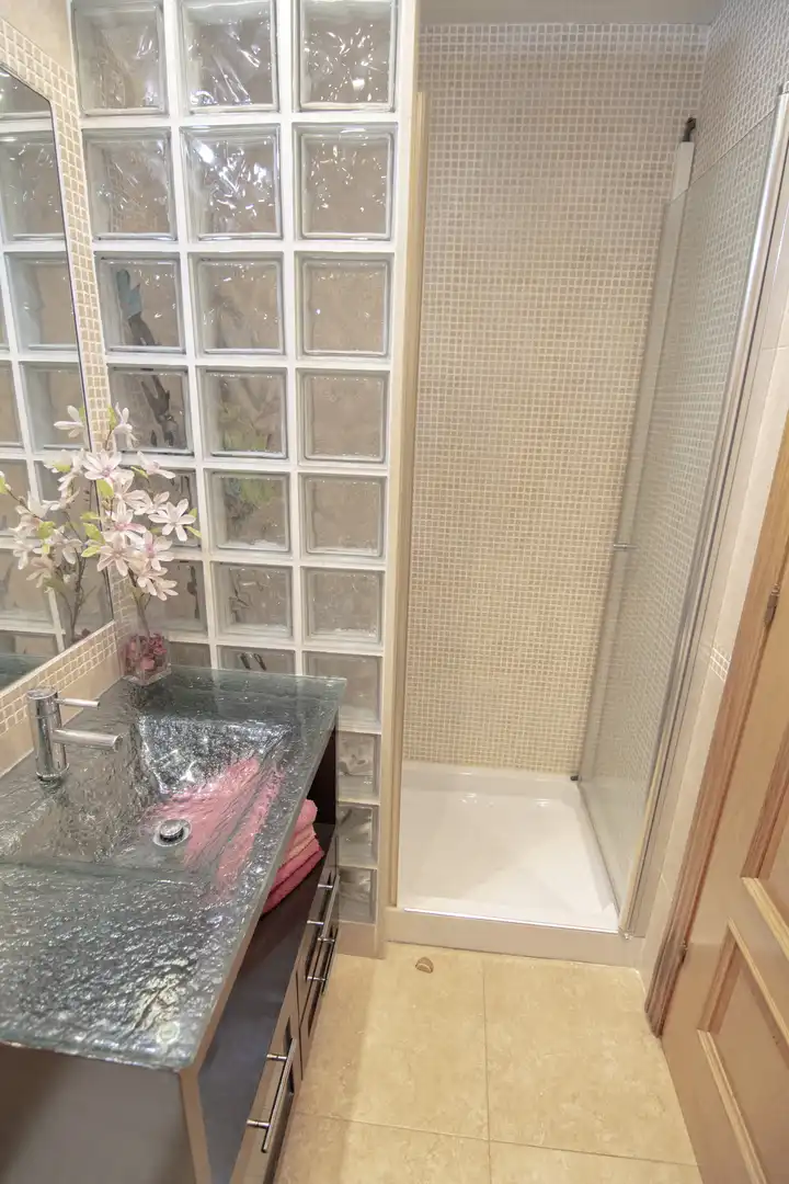 Baño de Casa o chalet en venta en Barcelona con Aire acondicionado, Calefacción y Parquet