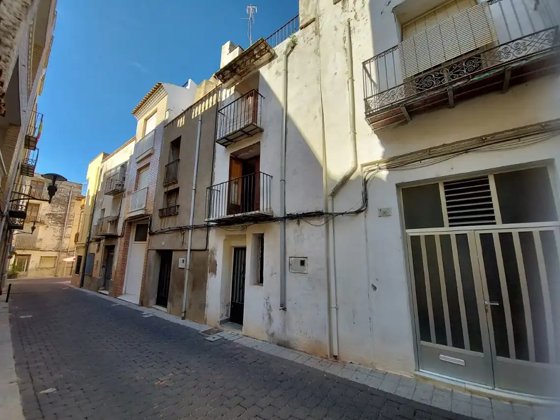 Casa adosada en venda a C/ Desamparados, Alcalà de Xivert pueblo