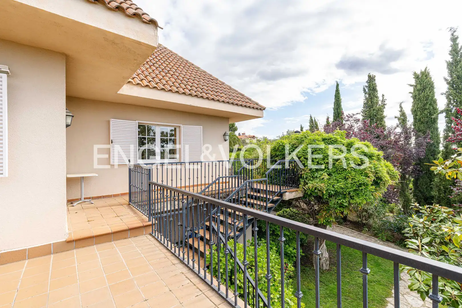 Terrassa de Casa o xalet en venda en Torrelodones amb Calefacció, Jardí privat i Terrassa