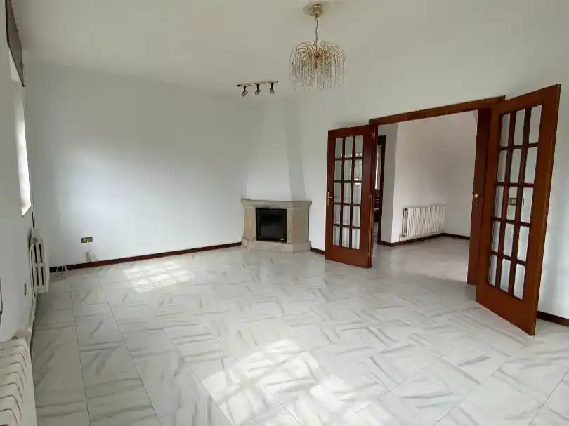 Sala d'estar de Pis en venda en Lugo amb Jardí privat i Moblat