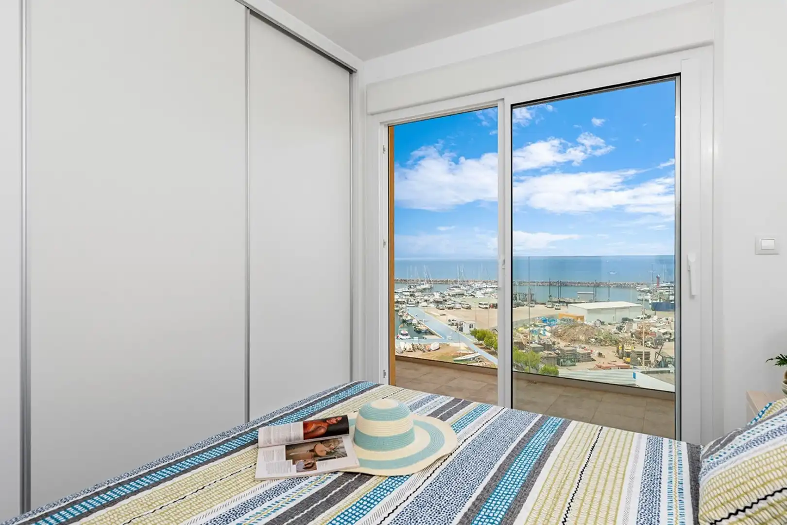 Habitación de Piso en venta en La Manga del Mar Menor con Aire acondicionado, Calefacción y Jardín privado