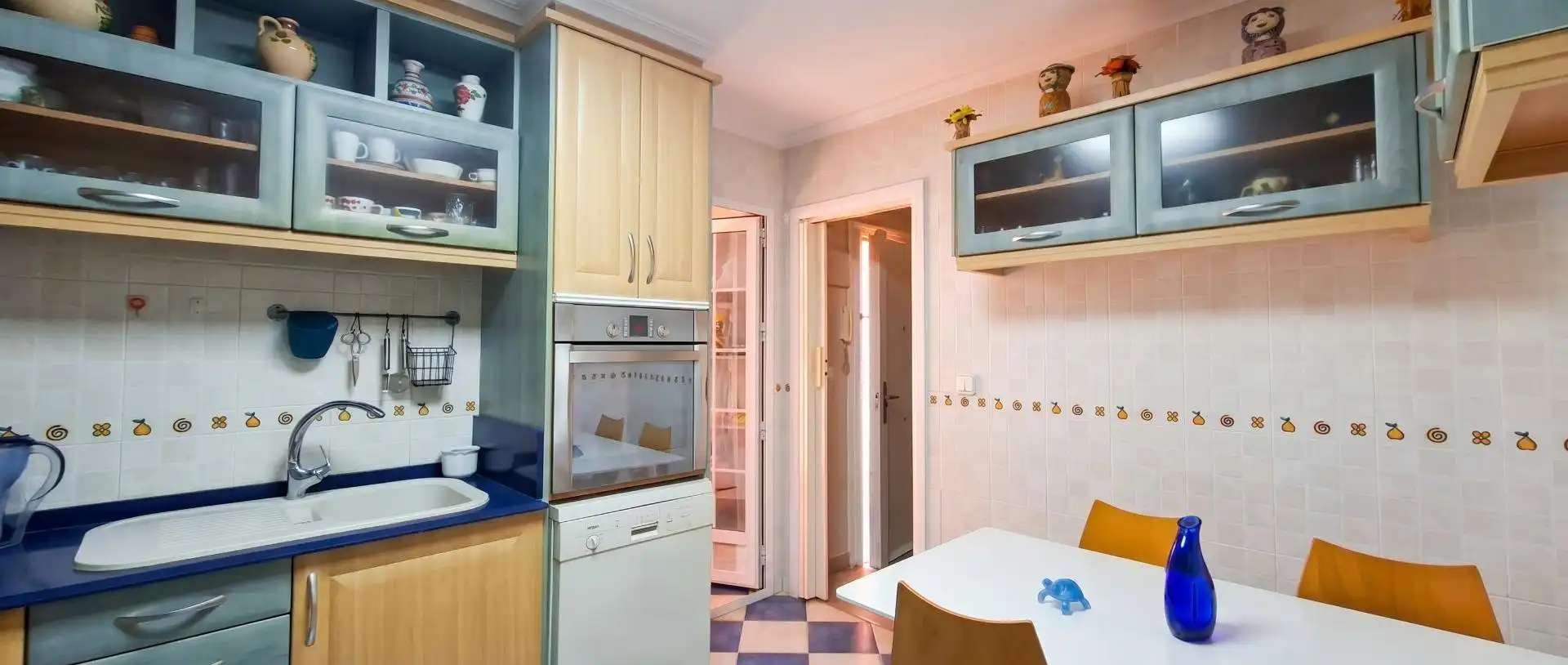 Cuina de Casa adosada en venda en Sant Joan d'Alacant amb Aire condicionat, Jardí privat i Terrassa