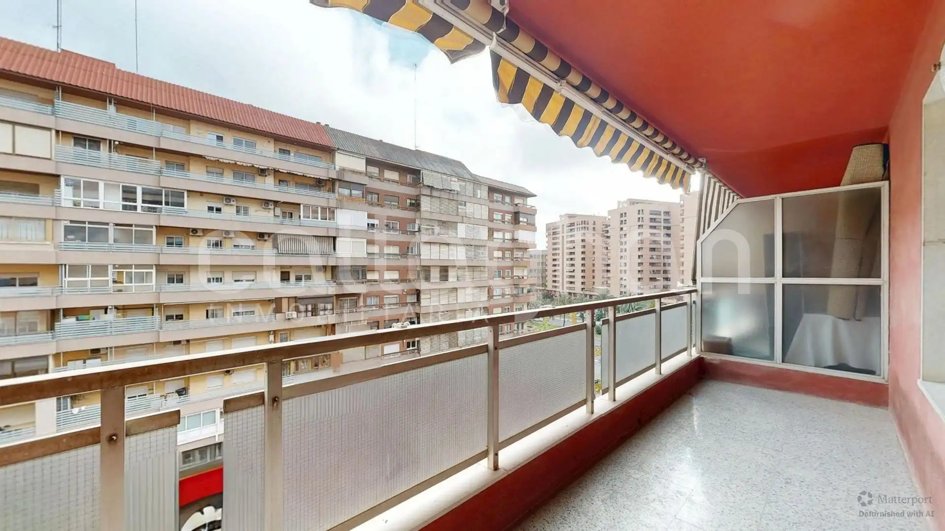 Terraza de Piso en venta en Valencia con Terraza y Balcón