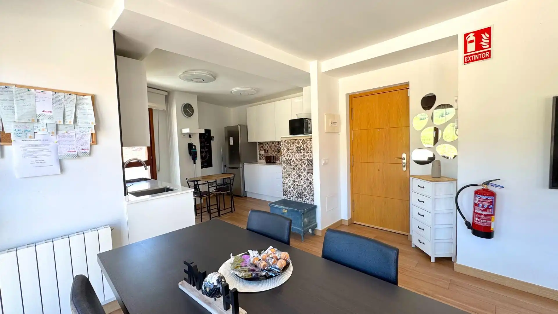Cocina de Dúplex en venta en Cartes con Calefacción, Trastero y Amueblado
