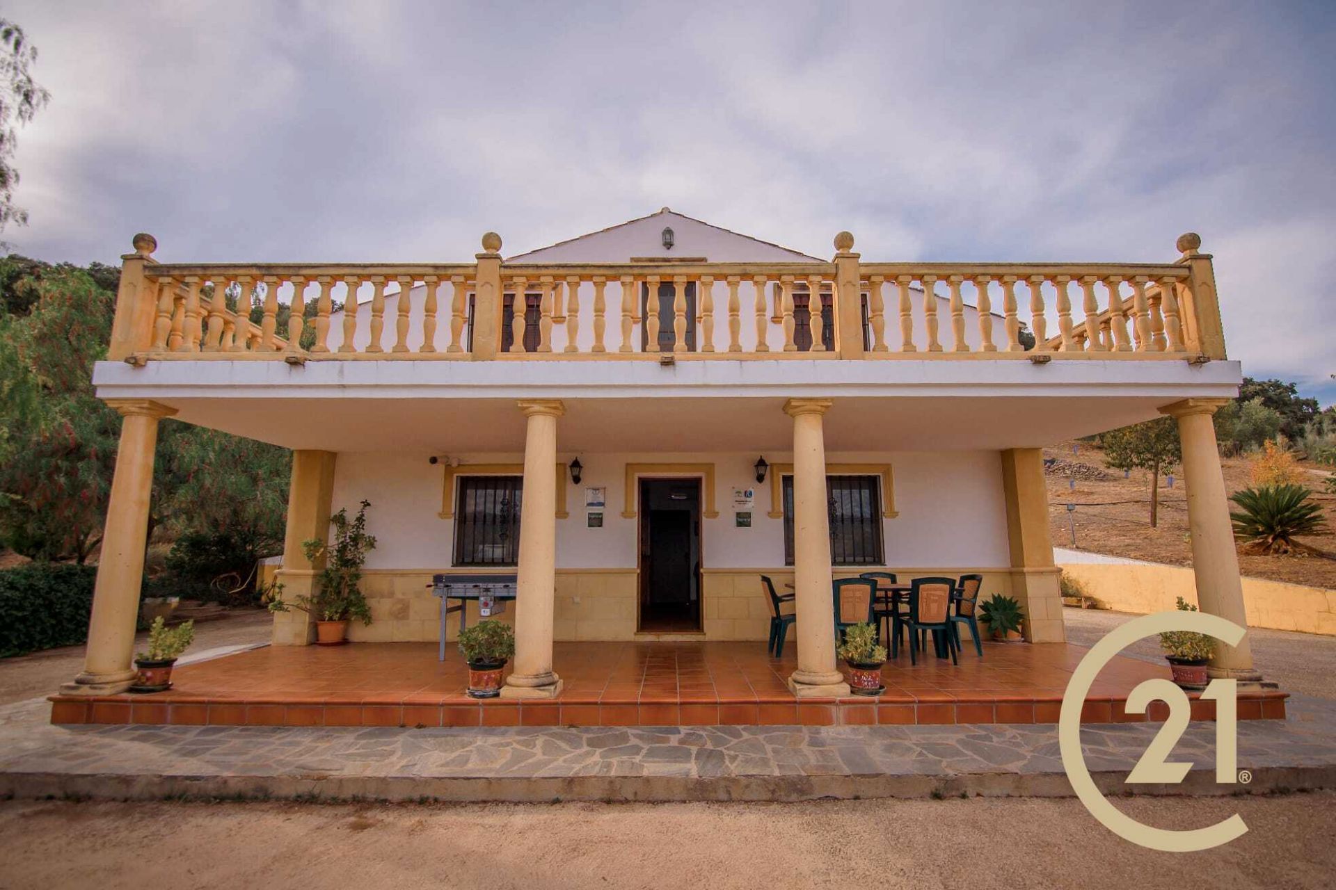 Vista exterior de Casa o xalet en venda en Ronda amb Aire condicionat, Calefacció i Jardí privat
