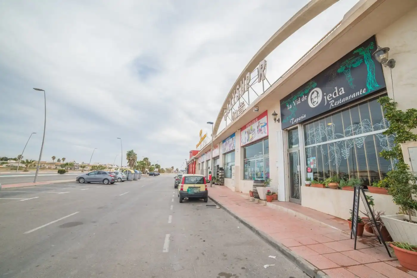 Business premises for sale in Calle viena, imagen 3