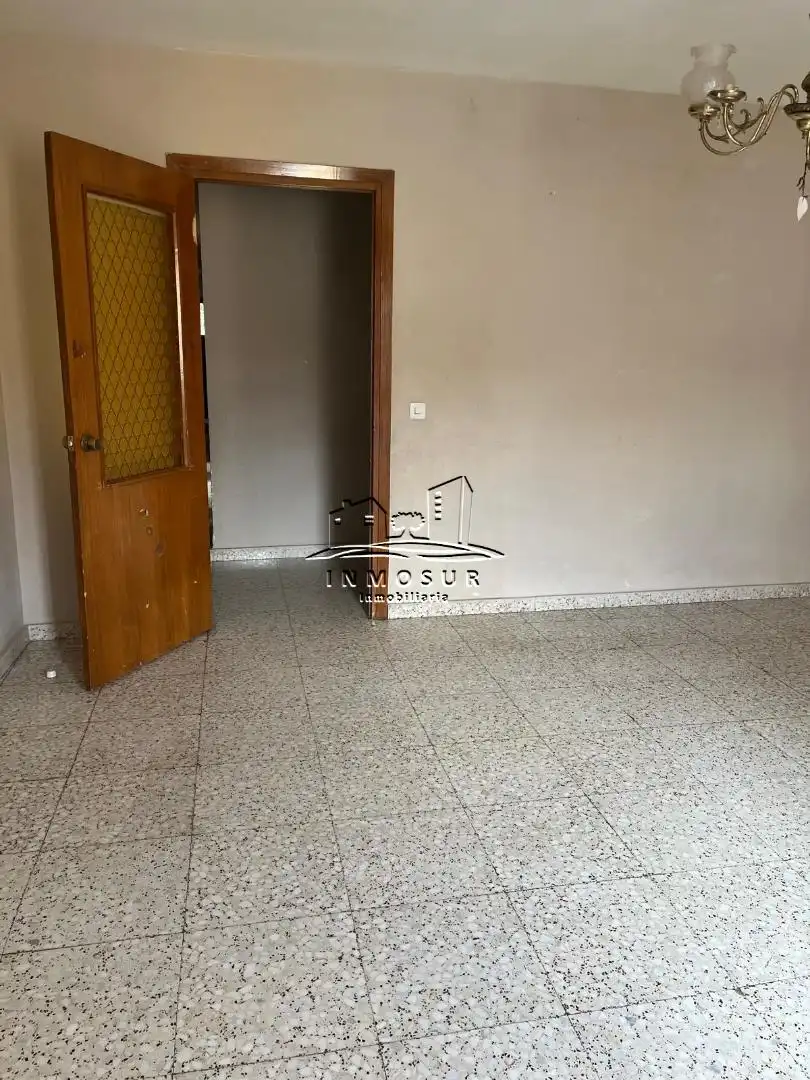 Pis en venda en Lucena amb Traster