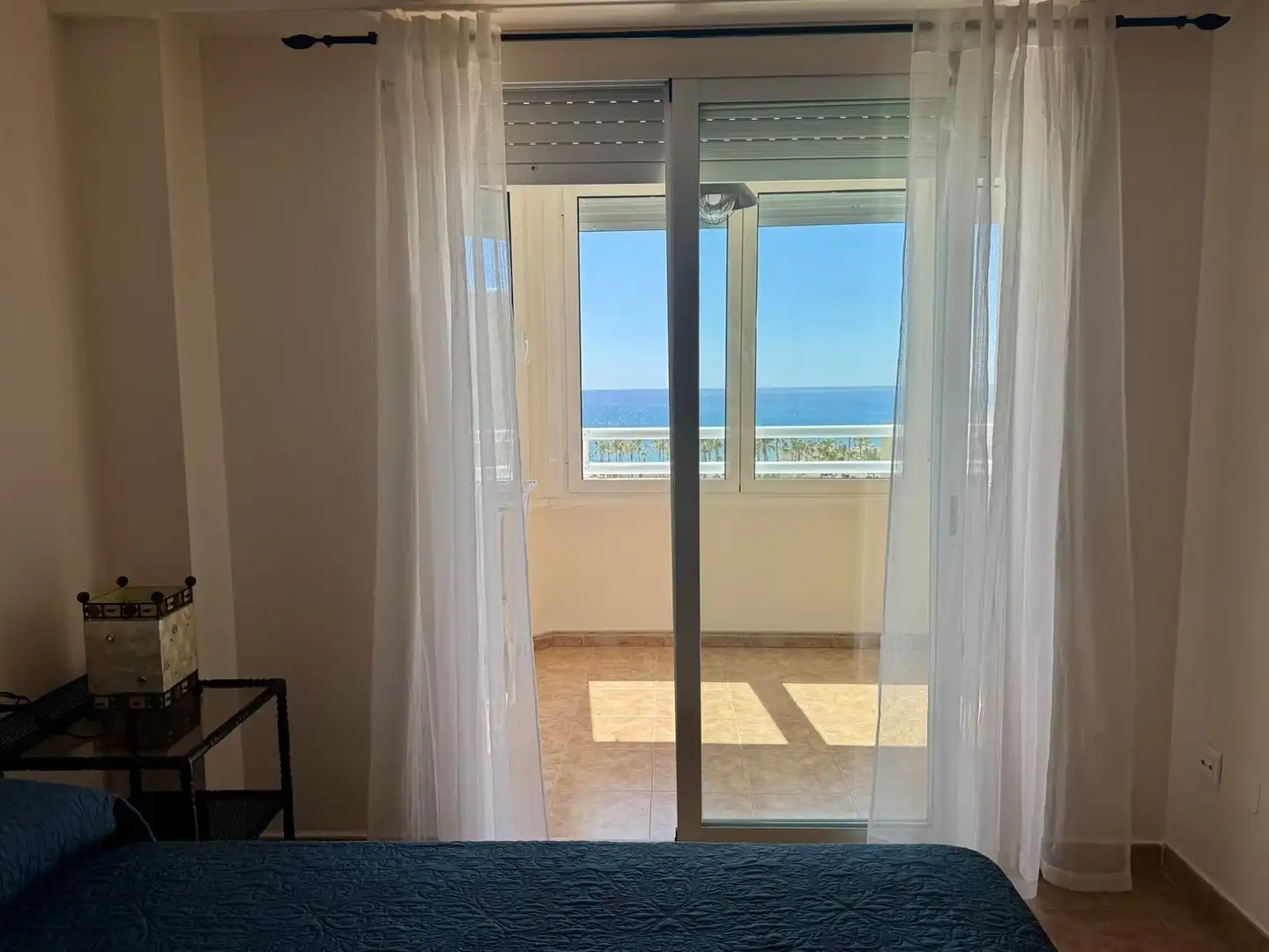 Bedroom of Apartments for rent in Alicante / Alacant  with Air Conditioner, Furnished and Community pool