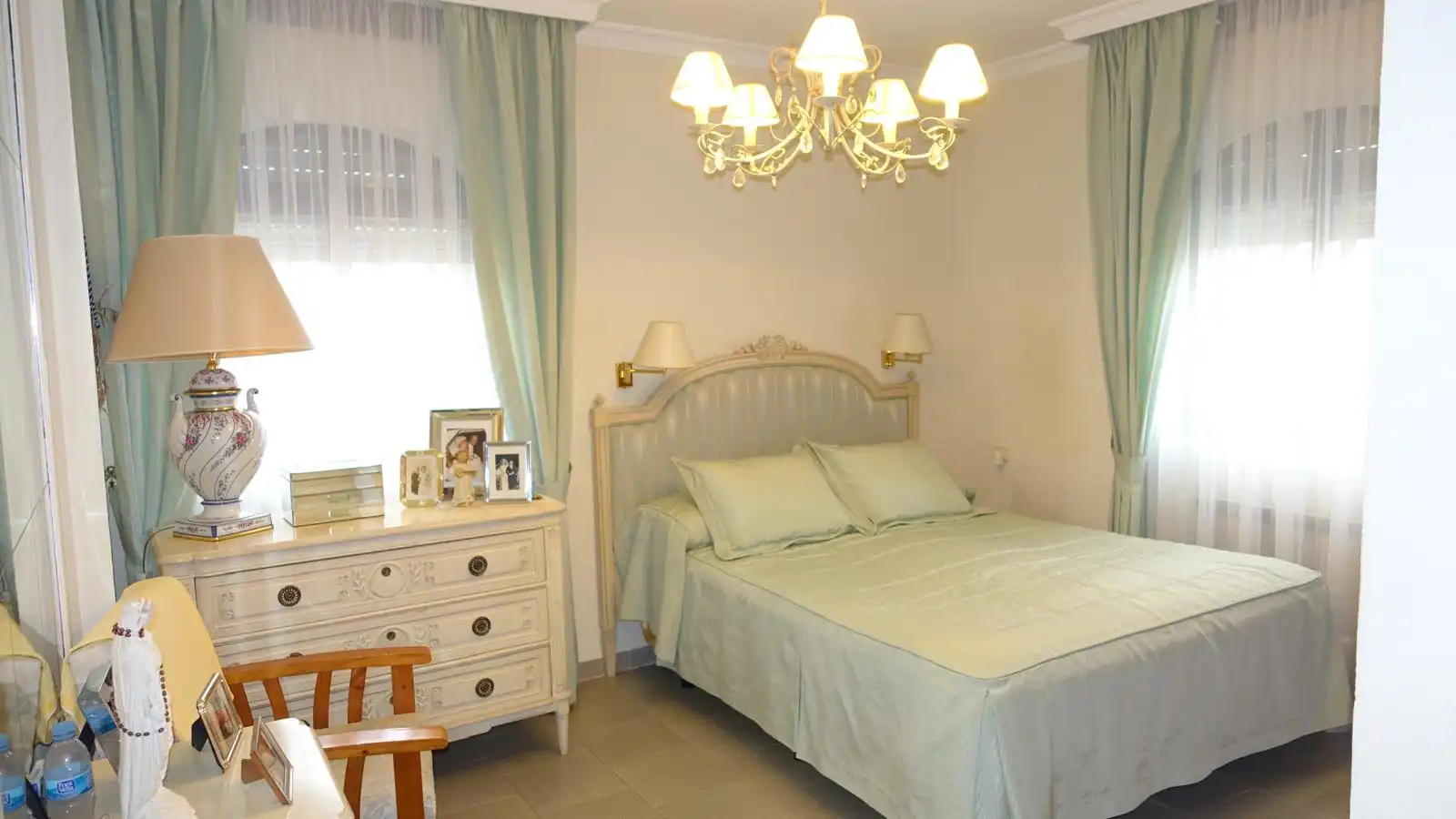 Habitación de Casa o chalet en venta en Albolote con Aire acondicionado, Calefacción y Piscina