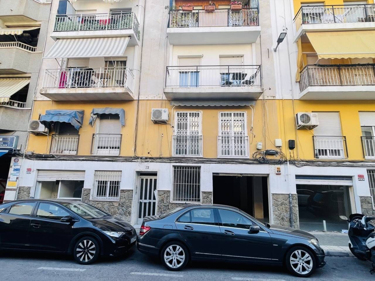 Exterior view of Premises for sale in Elche / Elx  with Air Conditioner
