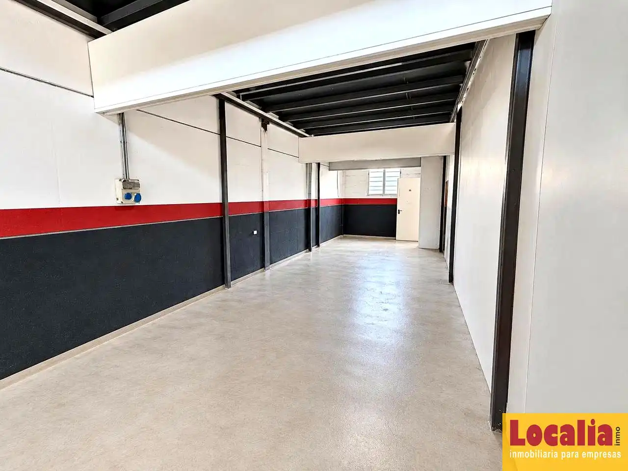 Nave industrial en venta en Boadilla del Monte