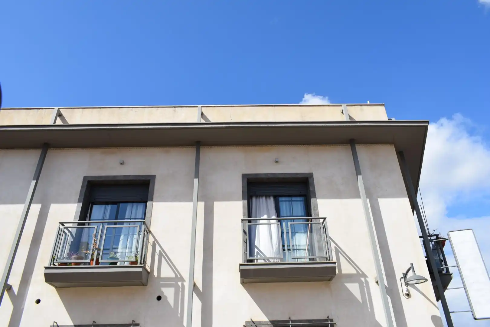Vista exterior de Edificio en venta en San Bartolomé de la Torre