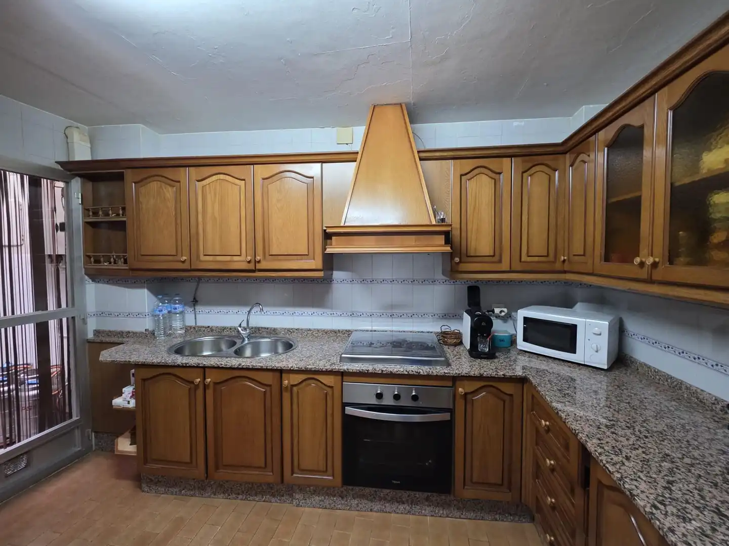 Kitchen of Flat for sale in Cuevas Bajas  with Air Conditioner, Heating and Furnished