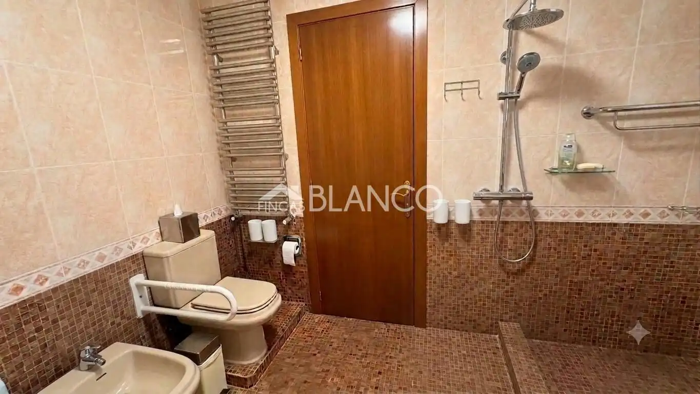 Baño de Casa o chalet en venta en Piera con Aire acondicionado, Calefacción y Jardín privado