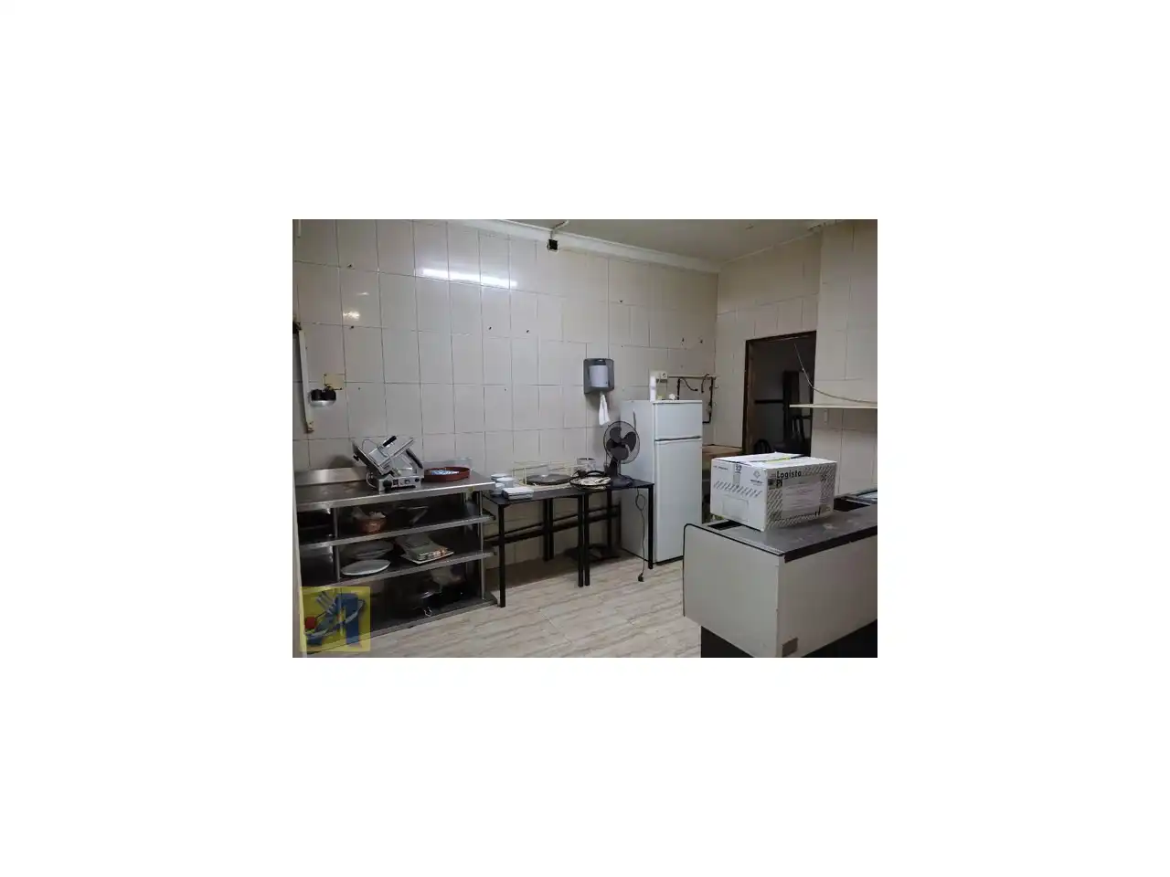 Cuina de Local de lloguer en Alzira amb Aire condicionat, Calefacció i Terrassa