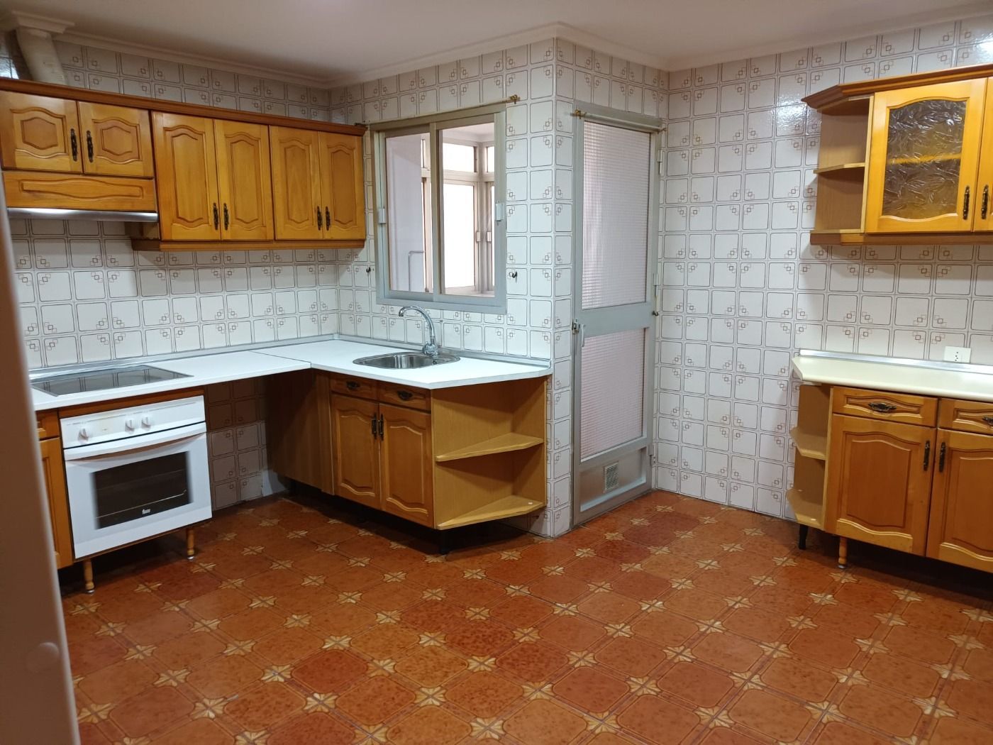 Kitchen of Flat to rent in San Fernando  with Balcony